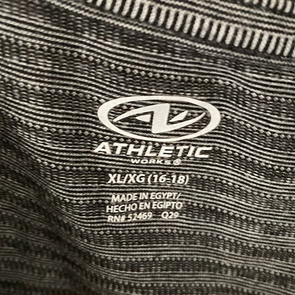 Two shirts , short to the shoulder sleeve bed - Picture 5 of 7